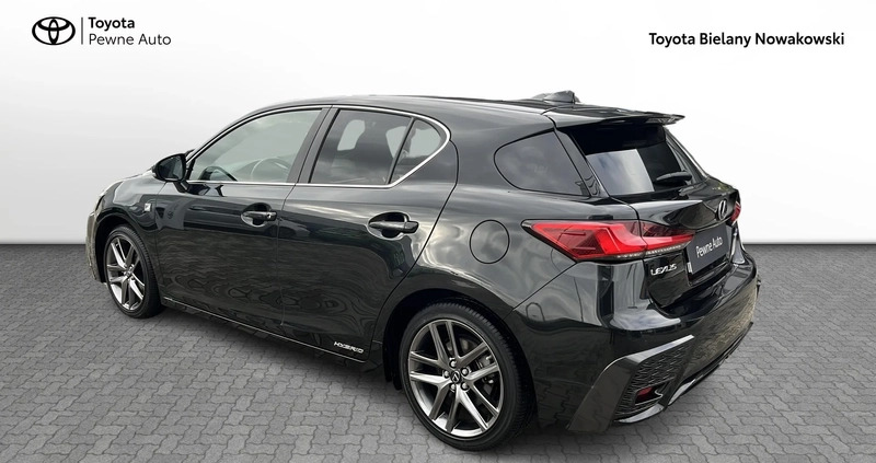 Lexus CT cena 111900 przebieg: 31474, rok produkcji 2020 z Mogilno małe 352